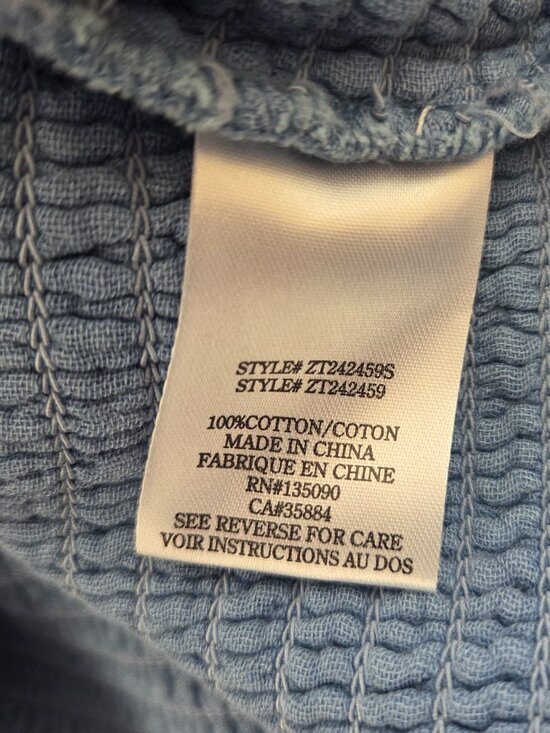 Z Supply Hera Gauze Chambray Crop Top Size M Blue Stretch Ruffle Sleeve NEW - Picture 7 of 8